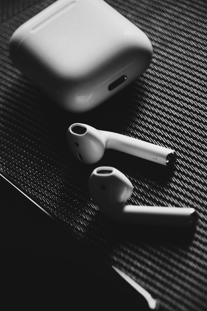 macro, tech, airpods, black, white, people, portrait, technology, alone, gray alone, gray tech, airpods, airpods, airpods, airpods, airpods